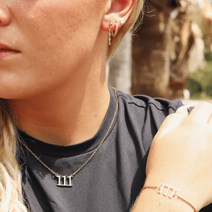 18K Gold PVD Stainless Steel Angel Number Bracelet (111) – Waterproof & Hypoallergenic - Iron Wire Decor